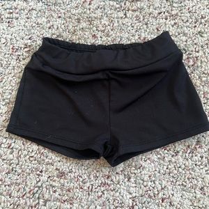 Girls 4/5 booty shorts stretchy